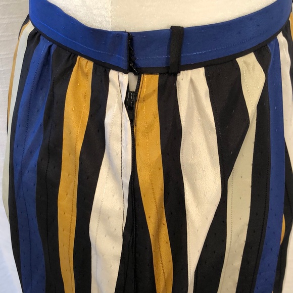 Vintage 💙 midi skirt - Picture 6 of 8